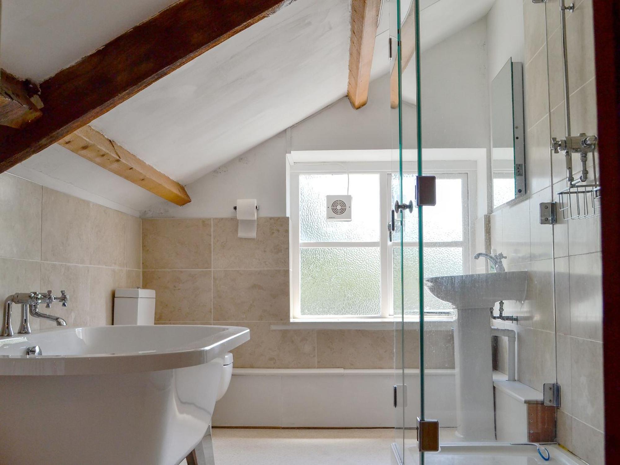 The Mill Farmhouse Llandybie Экстерьер фото